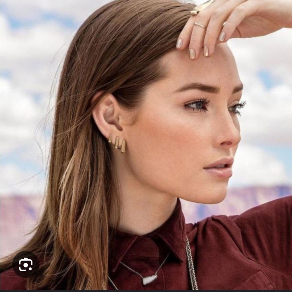 Kendra Scott Billie Gold-Plated Ear Climber - Picture 2 of 2